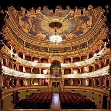 Locandina evento IMPROVVISAMENTE L`ESTATE SCORSA